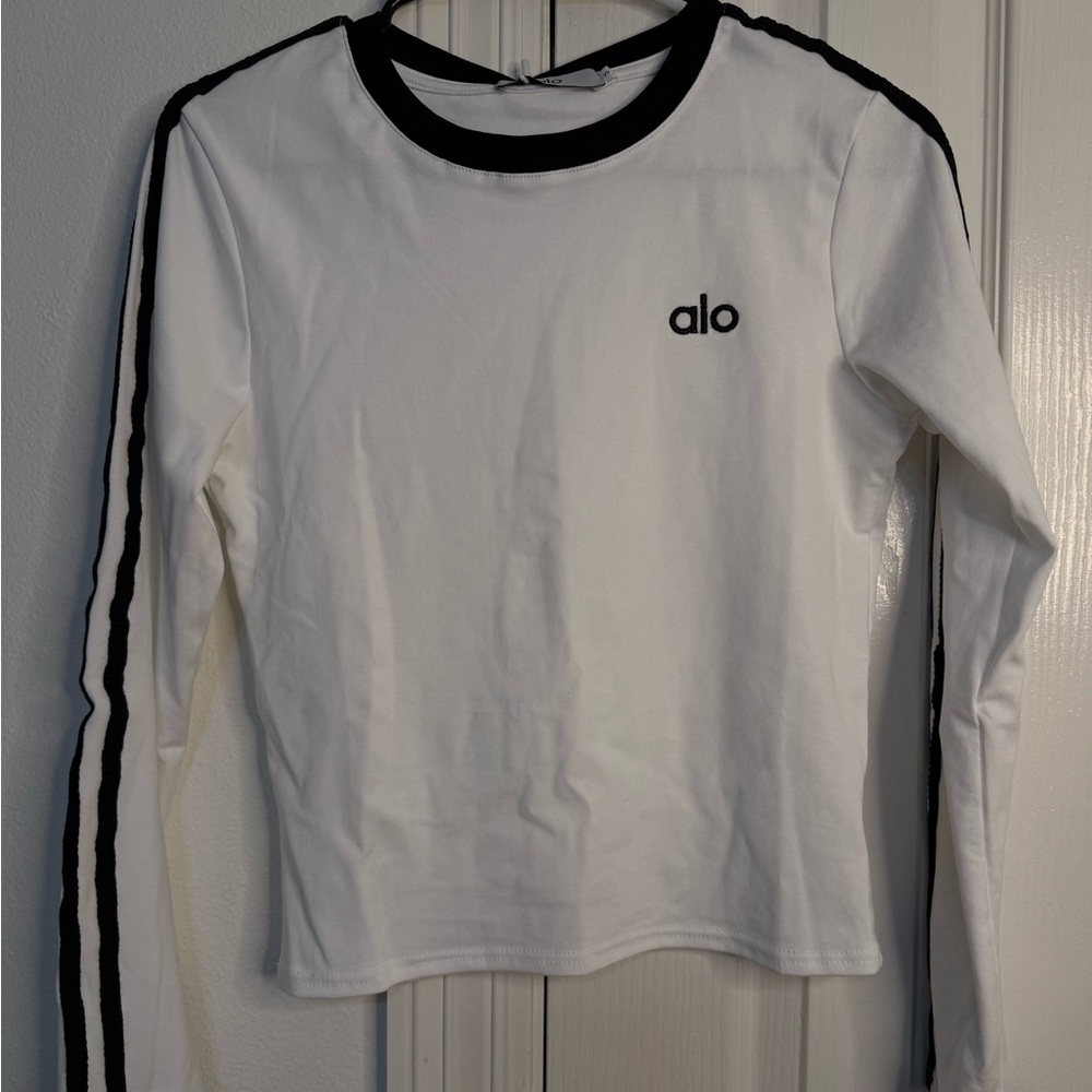 ALO Yoga Long Sleeve Shirt (s)